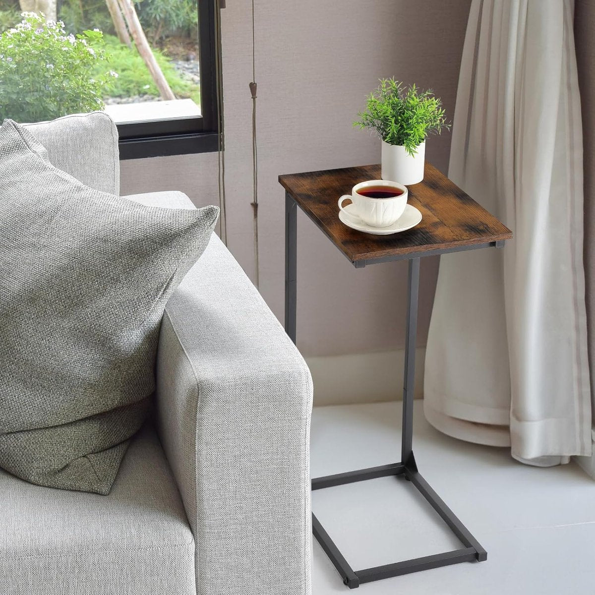 Bijzettafel voor bank, hoge slanke bijzettafel voor bank en bed, verstelbare hoogte en metalen frame, salontafel, salontafel, nachtkastje voor woonkamer, slaapkamer (bruin, hoogte 70 cm)
