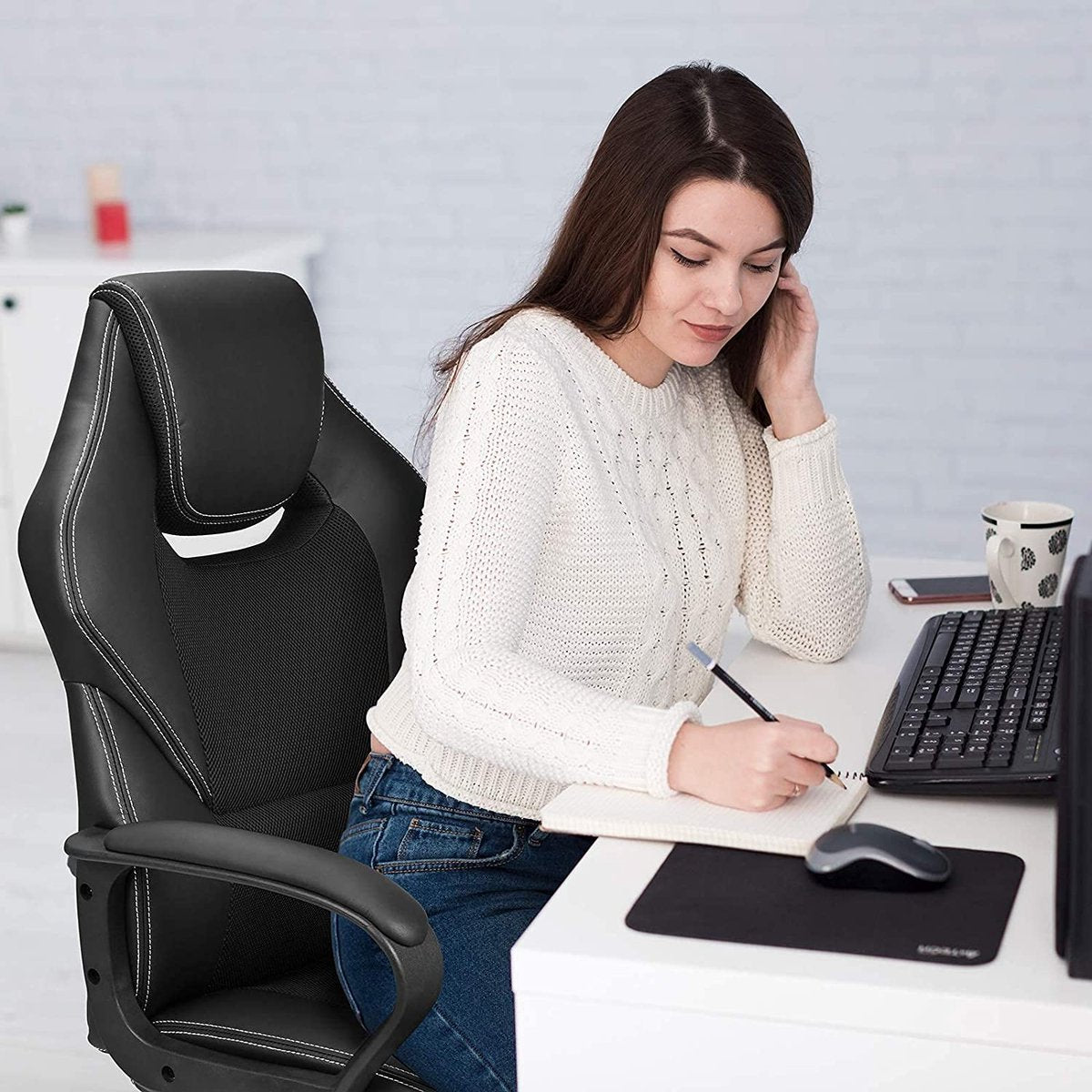 Luxe Ergonomische Bureaustoel Met Kantelmechanisme - Directie Managerstoel Ergonomisch - Ergonomische Luxe Racing Style Design Game Computer Stoel - Voor Gamen/Kantoor/Thuiswerken - Extra Dikke Vulling - Kunstleer - Zwart