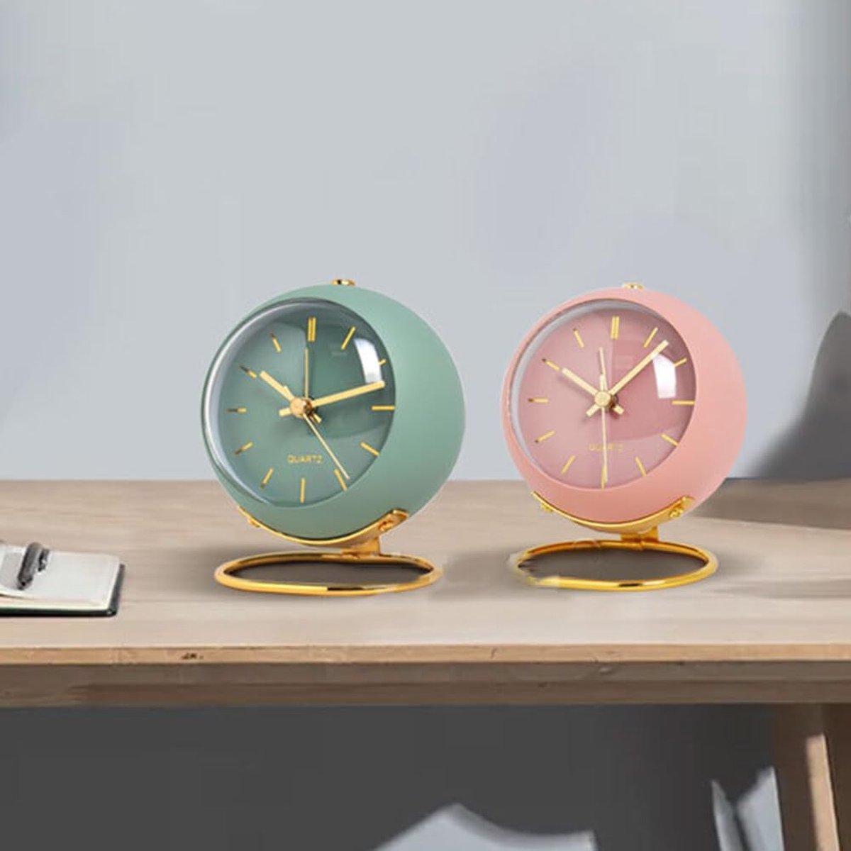 Table alarm clock, analog, 11.5 cm, small desk clock with night light, alarm clock, retro table clock, loud alarm clock, table clock, standing clock, small, modern, silent, wall clocks, table clock for bedroom