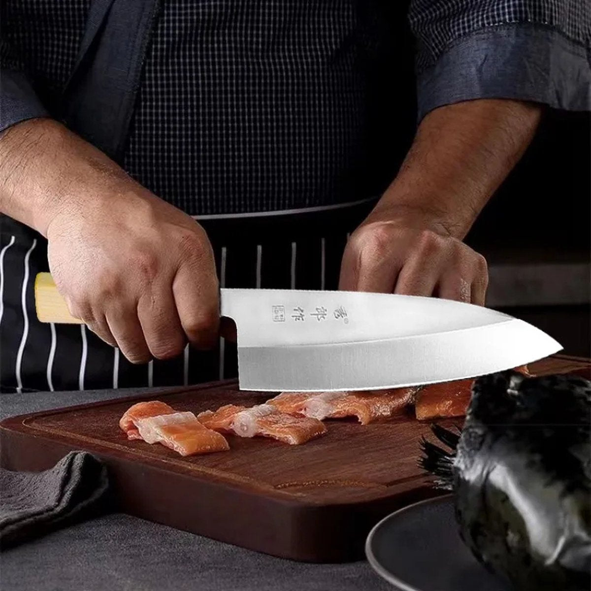 Japanese Sushi Sashimi Salmon Sharp Kitchen Knives Meat Knife Slicing Fish Raw Knife Butcher Chef Knife Right-Handled With Box