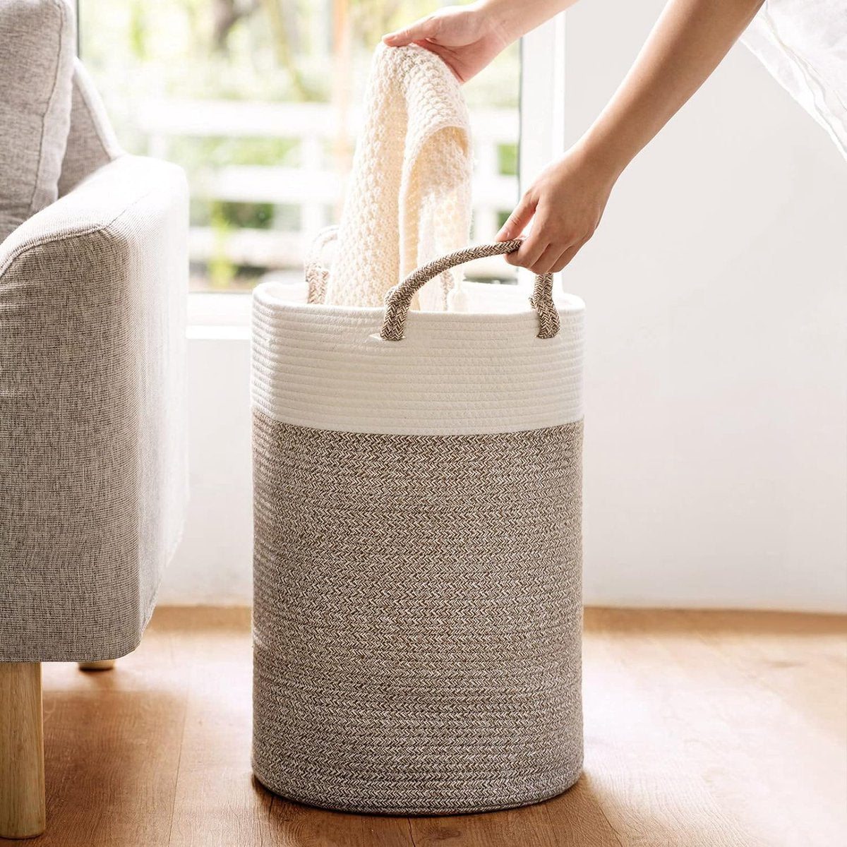 Wasmand, gevlochten van katoen, touwmand met handgrepen, grote opbergmand voor speelgoed in de kinderkamer, dekens in de woonkamer, D 35 x H 50 cm, wit en bruin