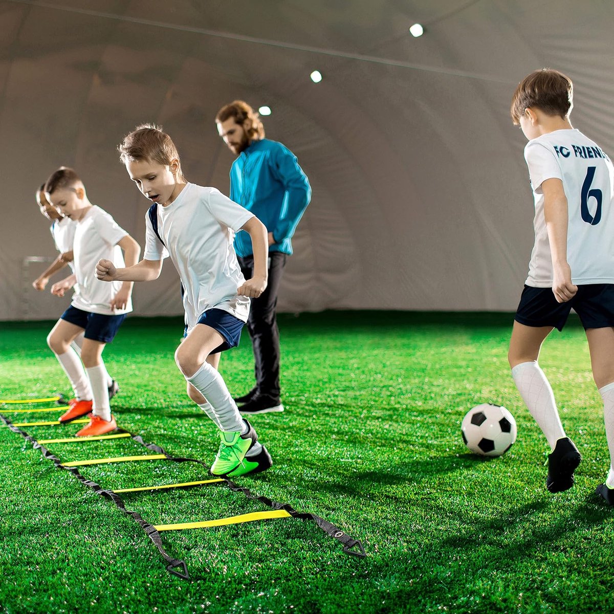 Voetbal Spullen - Football Stuff - Voetbal Trainingsmateriaal - Football Training Equipment