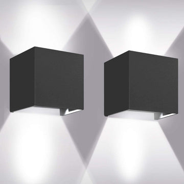Oplaadbare Buiten Wandlamp - Wandlamp - Oplaadbare Lamp - LED Wandlamp - Binnen / Buiten - 12W - 6000K - Warm Wit Licht - Buitenverlichting - Wandverlichting - LED - Buitenwandlamp - Verstelbare Stralingshoek - IP65 Waterdicht - 1000lm