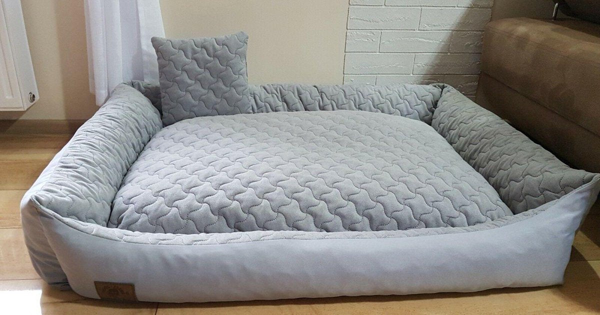 Dog bed XXL - 120x90 cm - water repellent - light grey