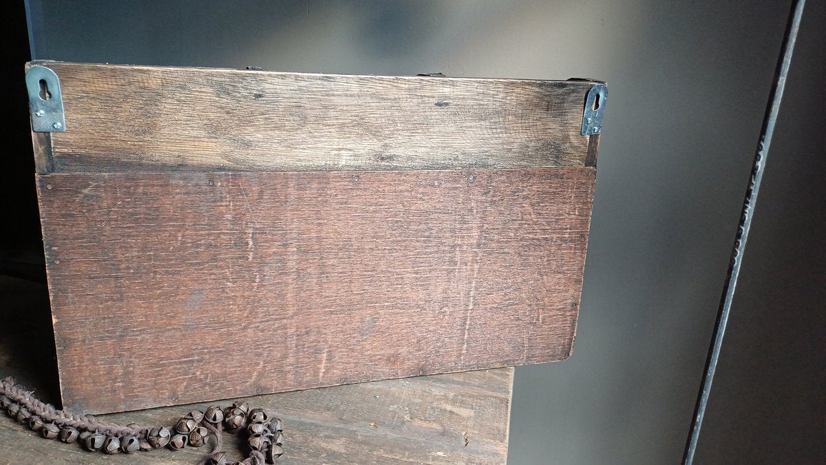gruttersbak met 3 kleine en 3 grote vakjes, landelijk stoer