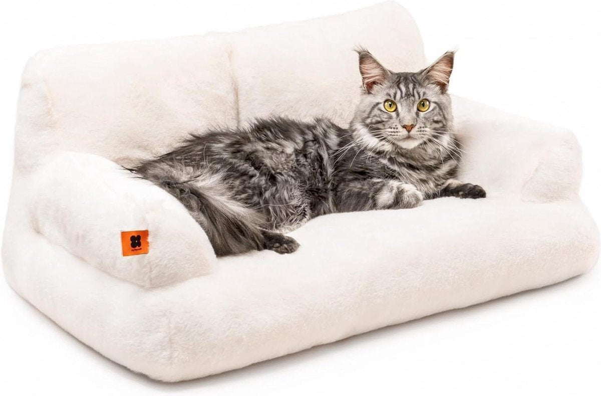 Cat Bed Stylish Fluffy Soft Cat Sofa Dog Sofa - 66 x 48 cm Cute Anti-Slip Bottom White