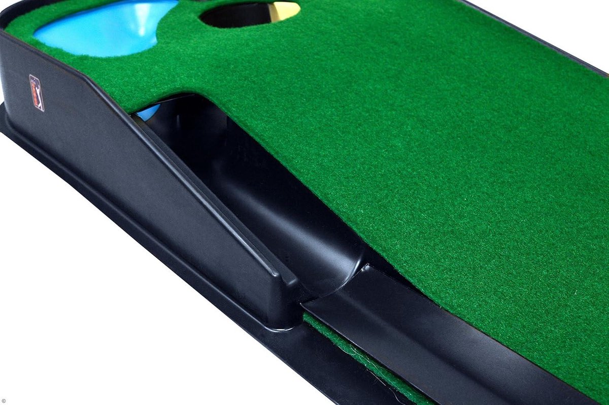 Indoor & Outdoor Golf Puttingmat - PGA Tower