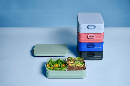 Mepal Take a Break Lunchbox groot, 1500 ml inhoud, broodtrommel met verdeler - ideaal voor mealprepping, vaatwasserbestendig, ABS, nordic pink