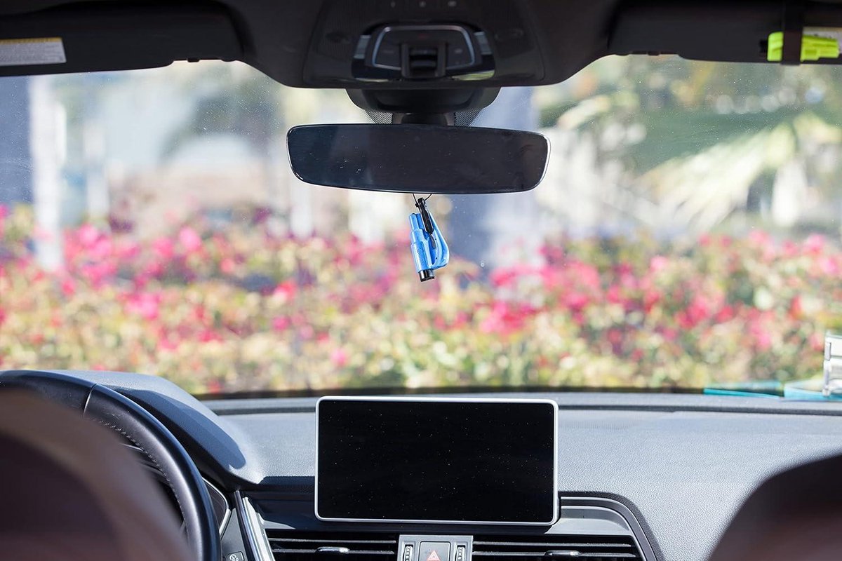 Auto Beveiliging Sleutelhanger Raambreker en Gordelsnijder Noodhamer - Rood Wit Blauw Set van 3 - Gemaakt in de VS