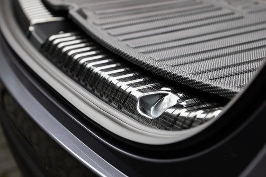 Tesla Model Y Dorpel Beschermer Kofferbak Carbon Look - Premium Accessoires in Nederland en België
