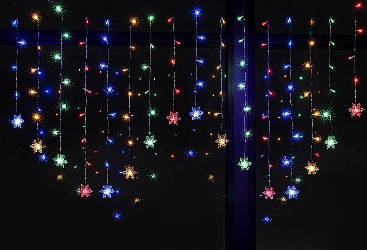 Christmas Lights Window 2 meter x 1 meter - 104 LEDs - Snowflake Light Curtain - Fairy Lights for Indoors - Parties or Bedroom