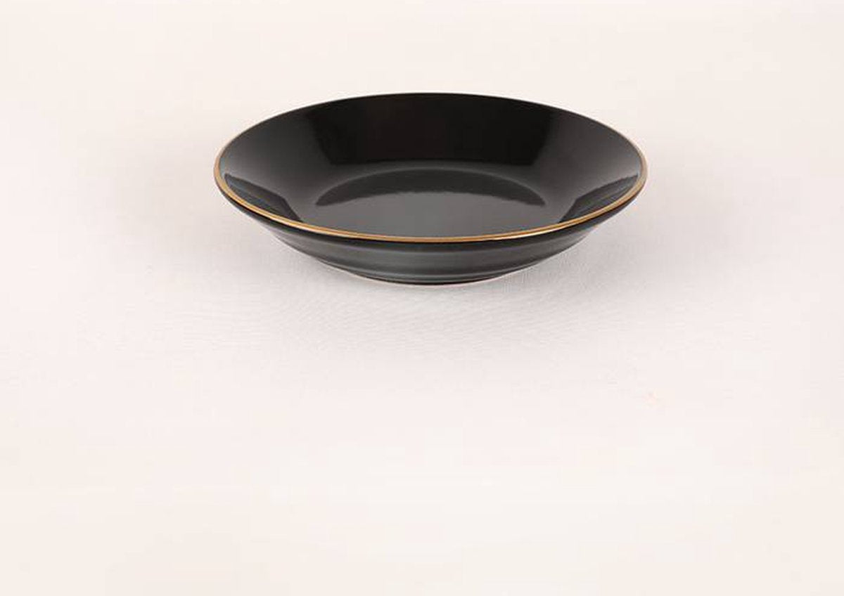 Asir Serviesset - Dinerset (24 Stuks). Zwart/Goud - Serveerbord: 26 cm (6 stuks) Bord: 18 cm (6 stuks) Neemt geen water op Antibacterieel Eenvoudig te reinigen Materiaal Bestand tegen thermische schokken Oppervlaktehardheid 100% KERAMISCH AARDEWERK