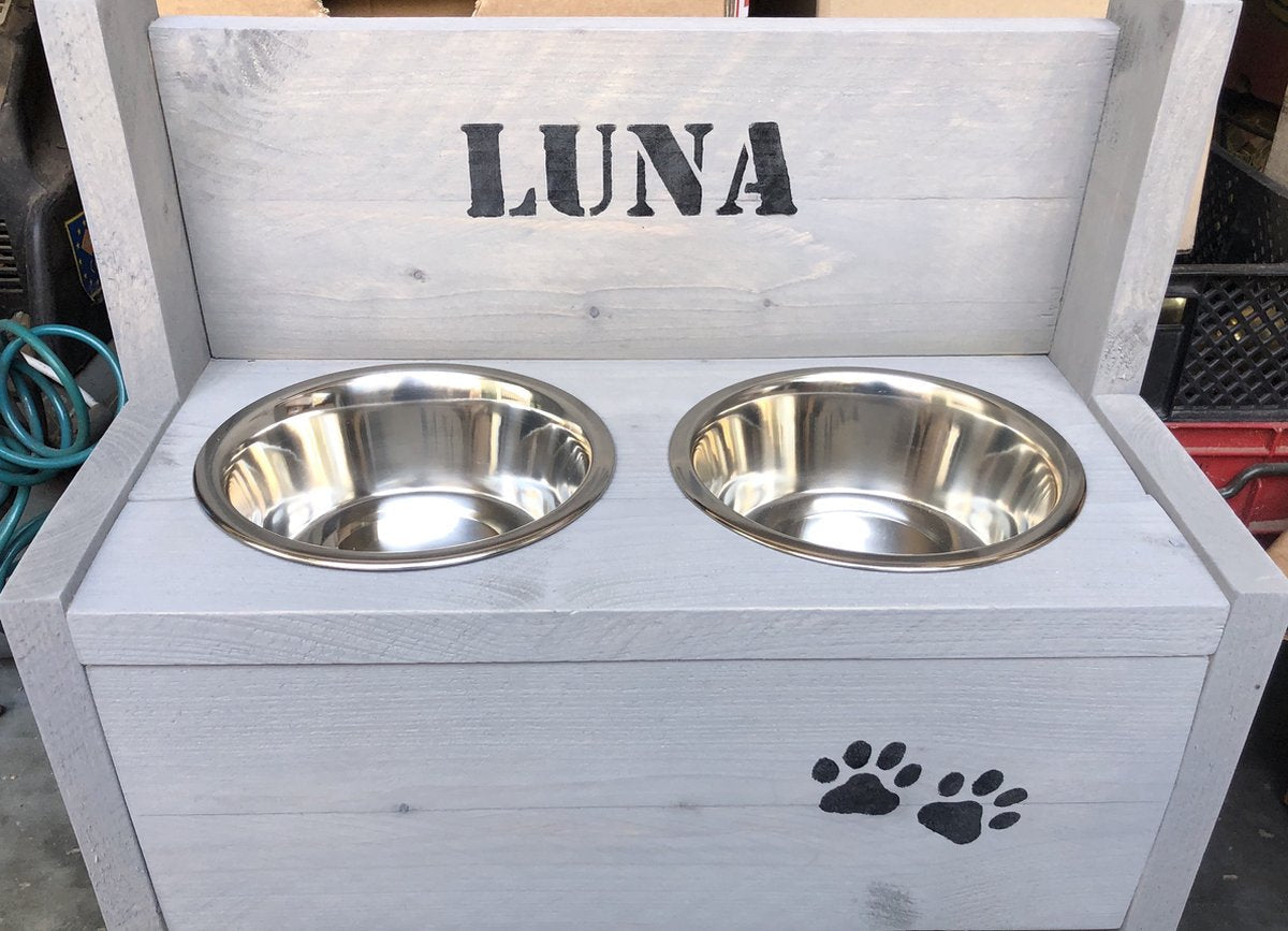 Dog food bowl scaffolding wood with NAME DOG (medium)