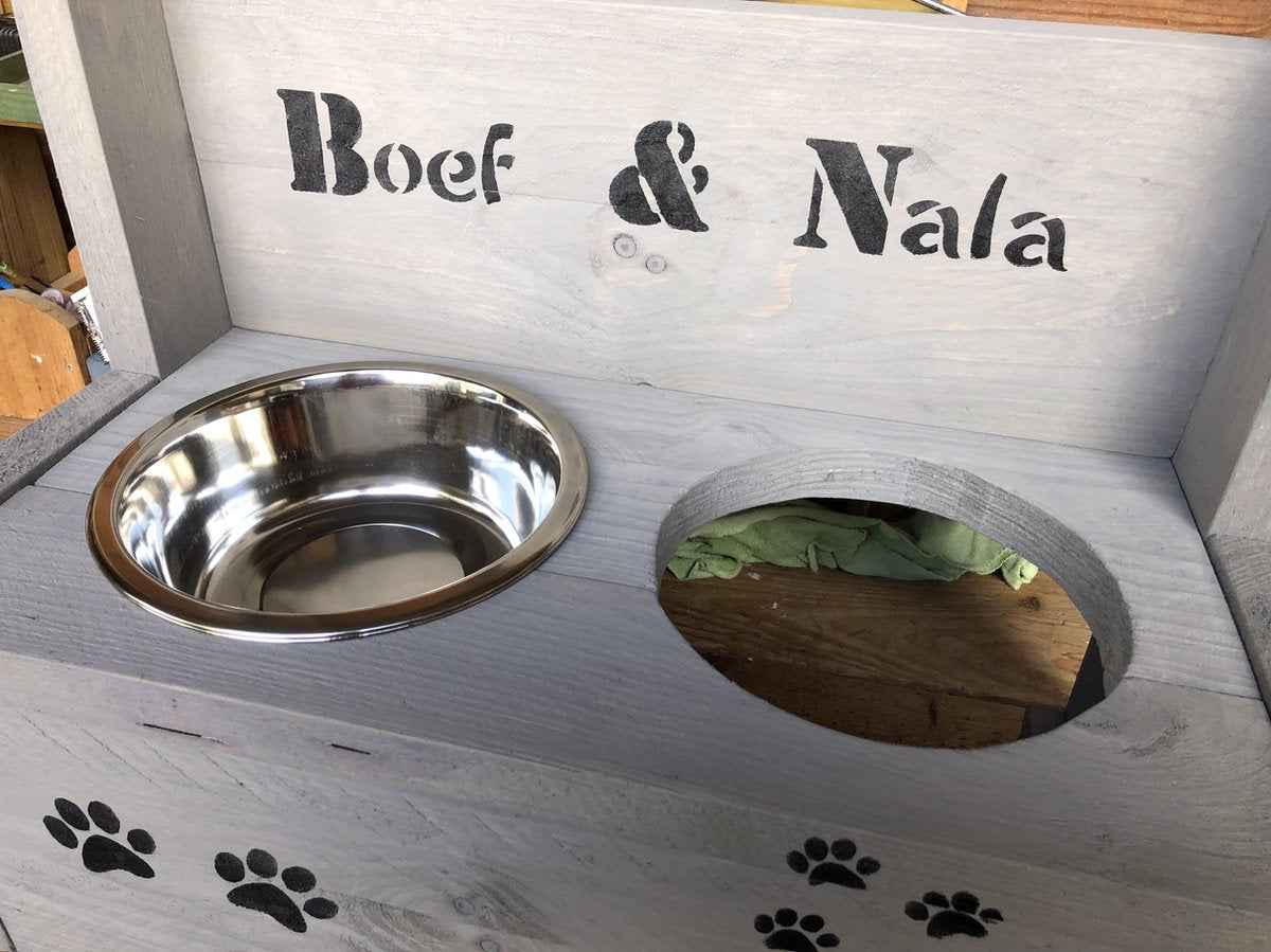 Dog food bowl scaffolding wood with NAME DOG (medium)