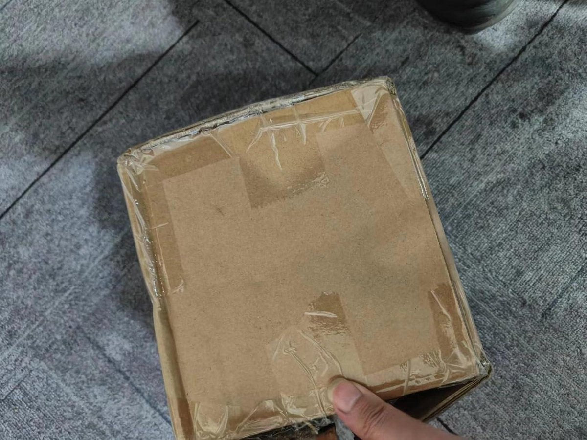 Whiskey Karaf 1000ml met Houten Standaard - Drankdispenser voor Wijn - Glazen Wijnvat met Kraan - Scotch Bourbon Vodka Rum Likeur - Feestdrankje - Cadeaus voor Vriend Man Vader