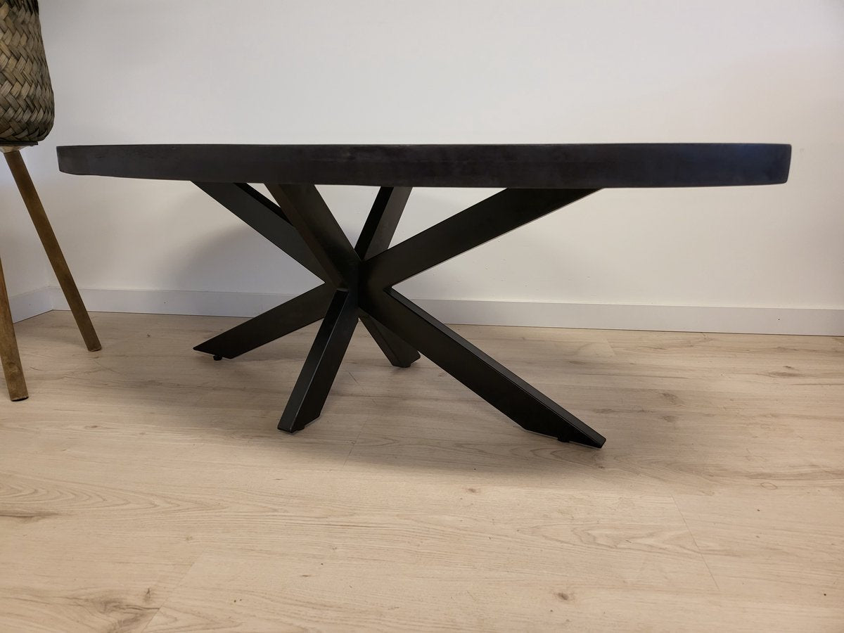 Salontafel Anne - volledig zwart - ovaal 120 cm lang mangohout met matrixpoot 80 cm breed metalen frame