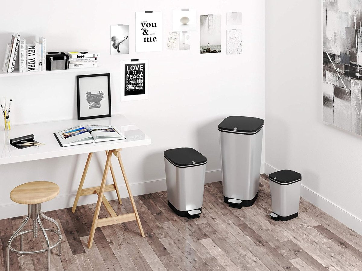 Waste Bin Chic 50 liters in Silver, plastic, 29x44.5 x 60.5 cm, Made in Italy