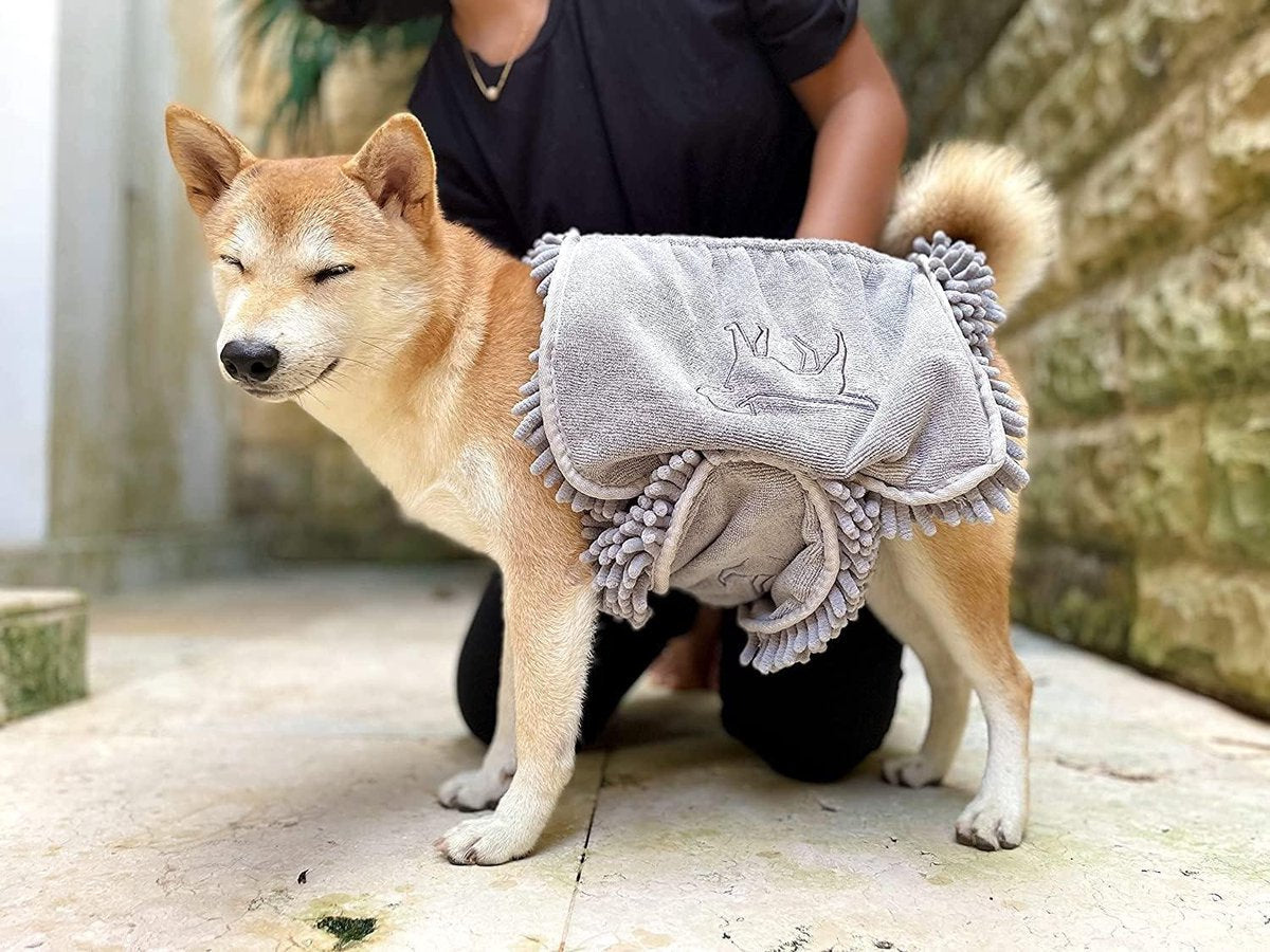 Dog Bath - Large Dog Shammy Towel - Ultra Absorbent - Durable - 35 x 15 Size - All Breeds - Fast Drying - Chenille Fabric - Machine Washable Dog Bath