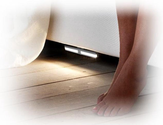 Bed LED verlichting met sensor 2 stuks - uitstapverlichting - bedlamp - nachtlamp - instelbare brandduur - Kunststof - 3400K Wit licht - 1,6 cm - RVS