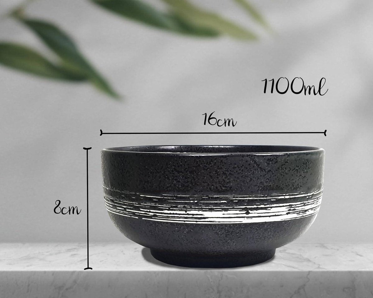 Premium hand-painted ceramic bowls with lid - black and white - 1100 ml - Japanese design - for Buldak ramen noodles Pho Soba