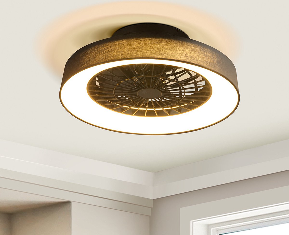 Ceiling fan Mayra with adjustable colour temperature and star effect