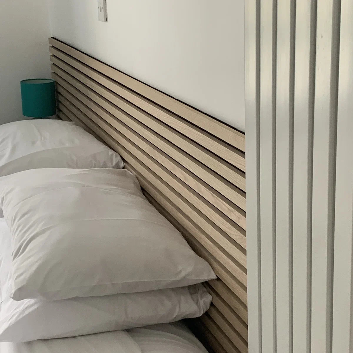 Eiken houtfineer Naturel Promo - Akoestisch Houten Wandpaneel - 240 x 60 cm | Echt Hout | Houten latten | Akupanel | Wanddecoratie| 3D Wandpanelen | Muurdecoratie | Lattenwanden | Wood panels | Eikenhoutfineer