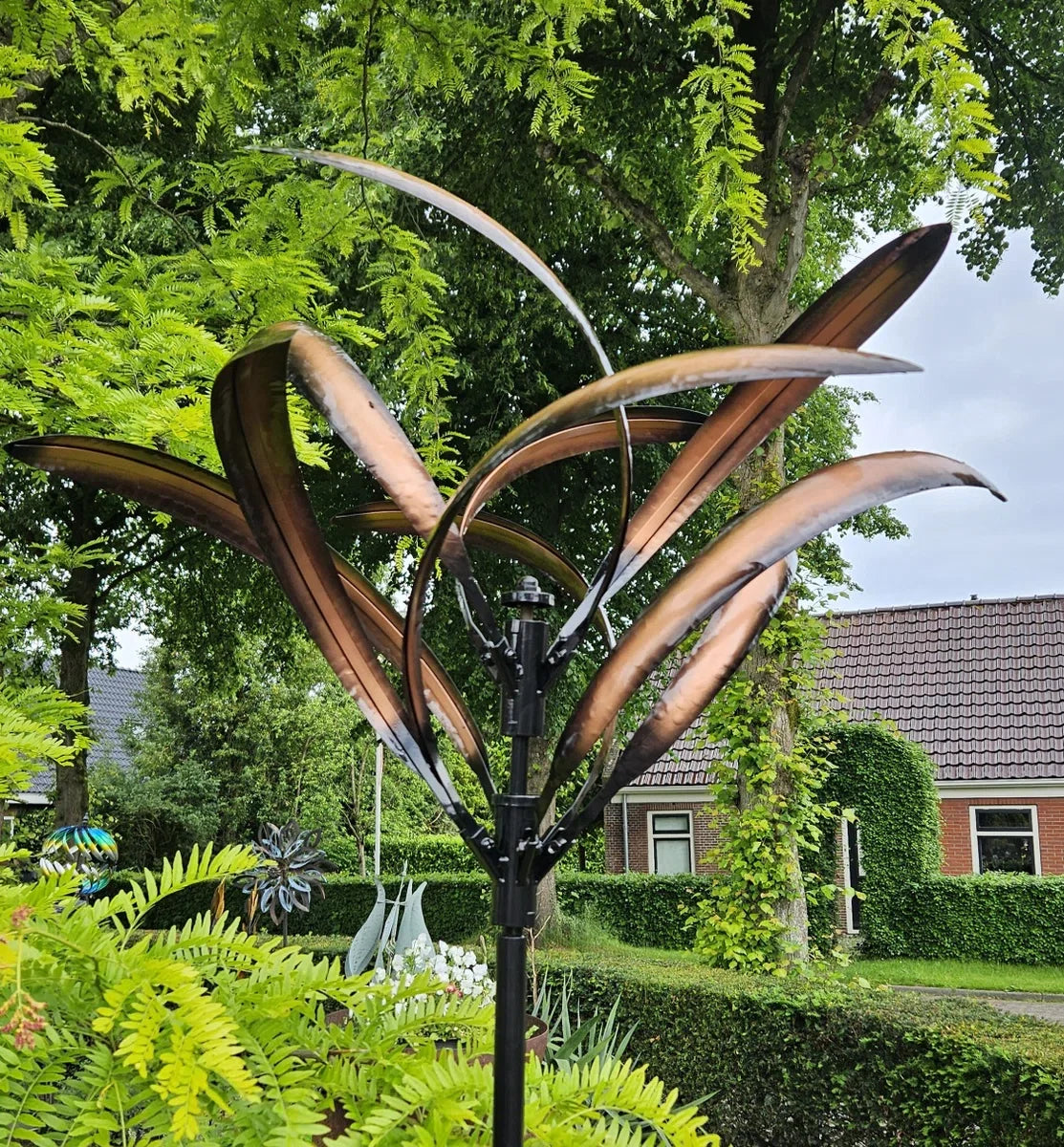 WINDMILL / ELEGANT / GARDEN STAKE / GARDEN STATUE / METAL / WINDSPINNER