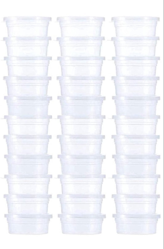 100 stuks plastic transparante bakjes met losse deksels voor saus, dips, salades en non-food. Voor restaurants, afhaalmaaltijden, catering, kunstwerken, enz. gemaakt van volledig gerecycled mono pp. (250 ml)