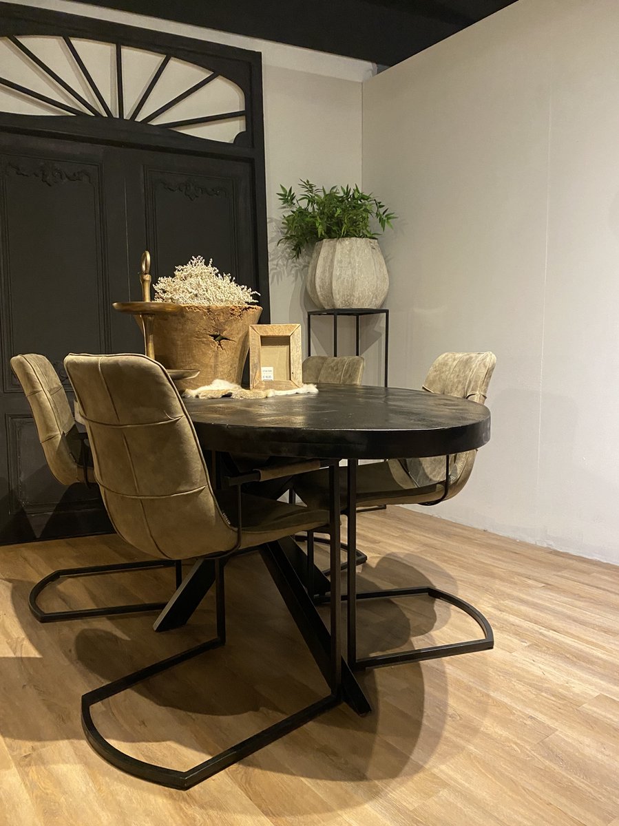 Sfeerwonen en Zo® Eettafel ovaal 220x110 cm mangohout ZWART