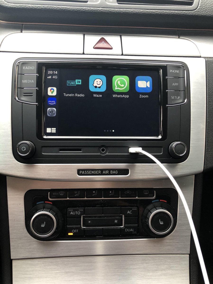 Volkswagen RCD 330 radio Apple CarPlay