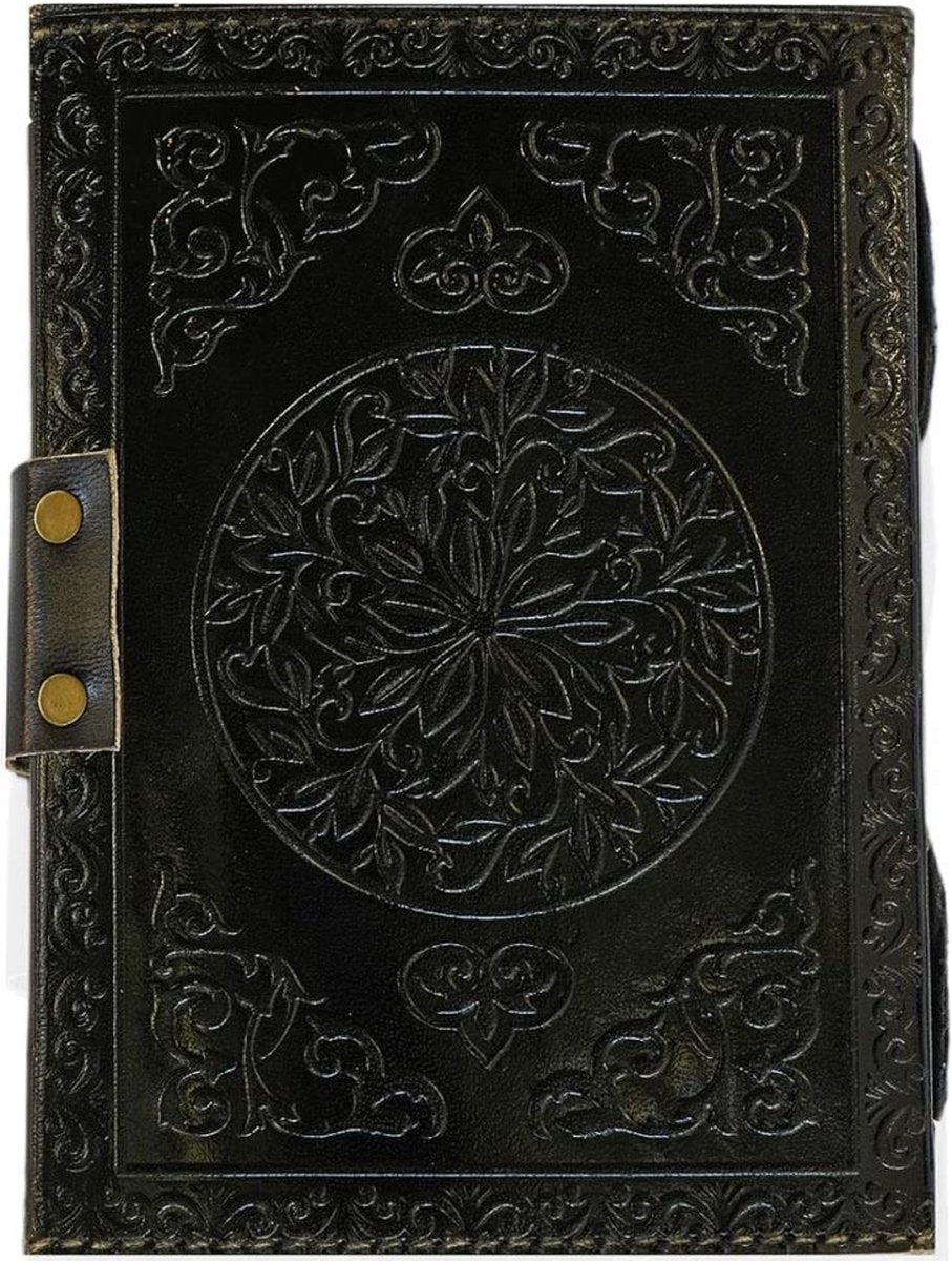 Leren Dagboek - Handgemaakt Leren Notitieboek met Drievoudige Maan ontwerp - Triple Moon Design - Zwart Book of Shadows met Antiek Papier en Kartelrand | Schetsboek voor Magische Formules en Heilige Geometrie