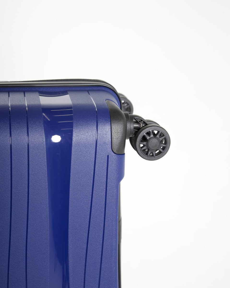 Madrid - Lightweight Suitcase - 28 inch - 93L - Compact Size L - 76x49x29 cm - With built-in TSA lock - Blue