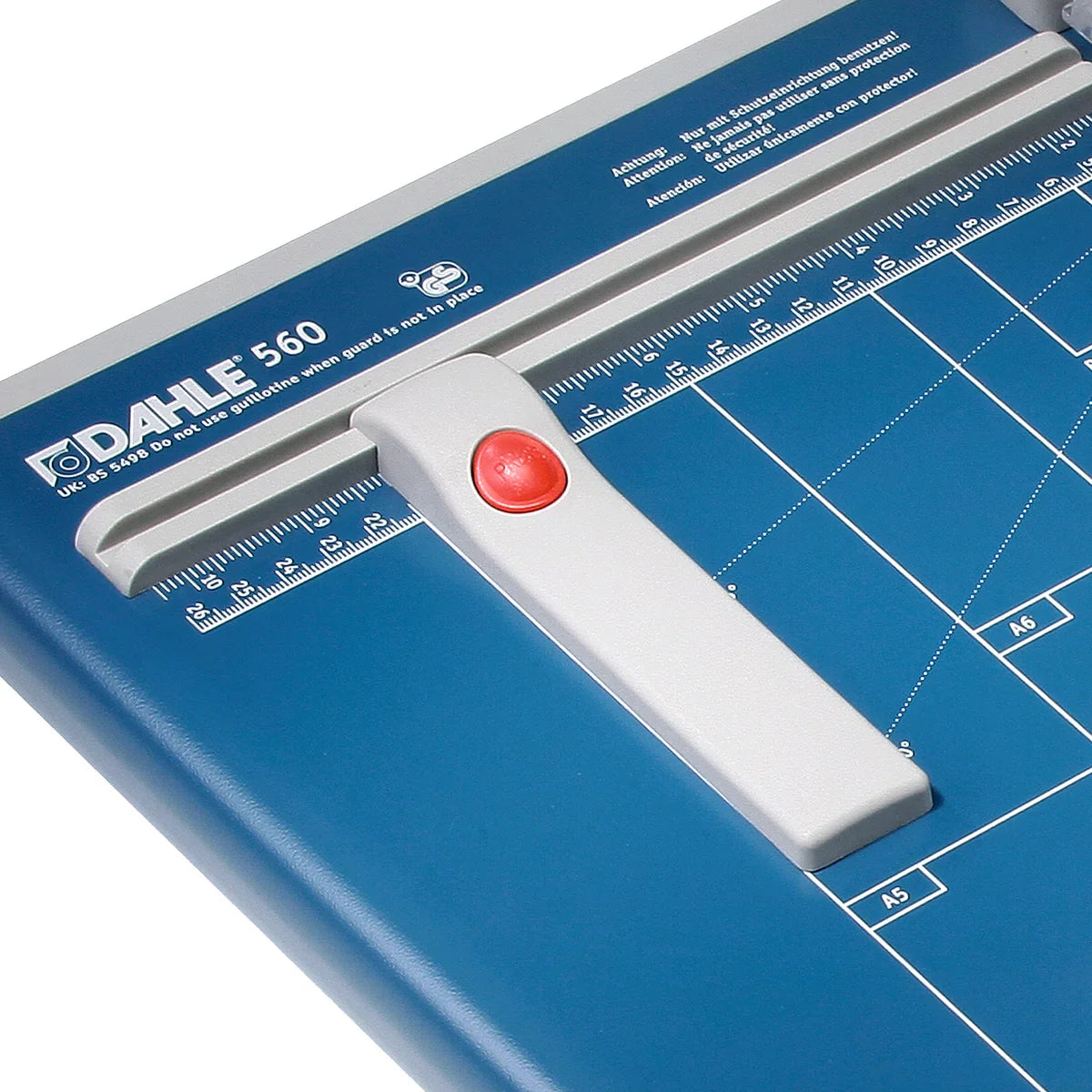 Snijmachine A4 Tot 25vel Dahle 560 Handmatige aandruk per stuk