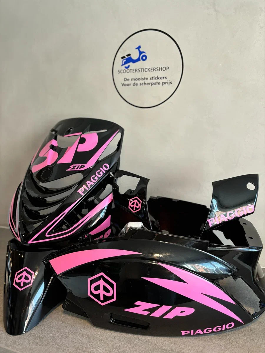 Piaggio Zip - SP pakket - Piaggio Zip Accessoire - Scooter Accessoires - Scooter Stickers - Stickerpakket - Roze
