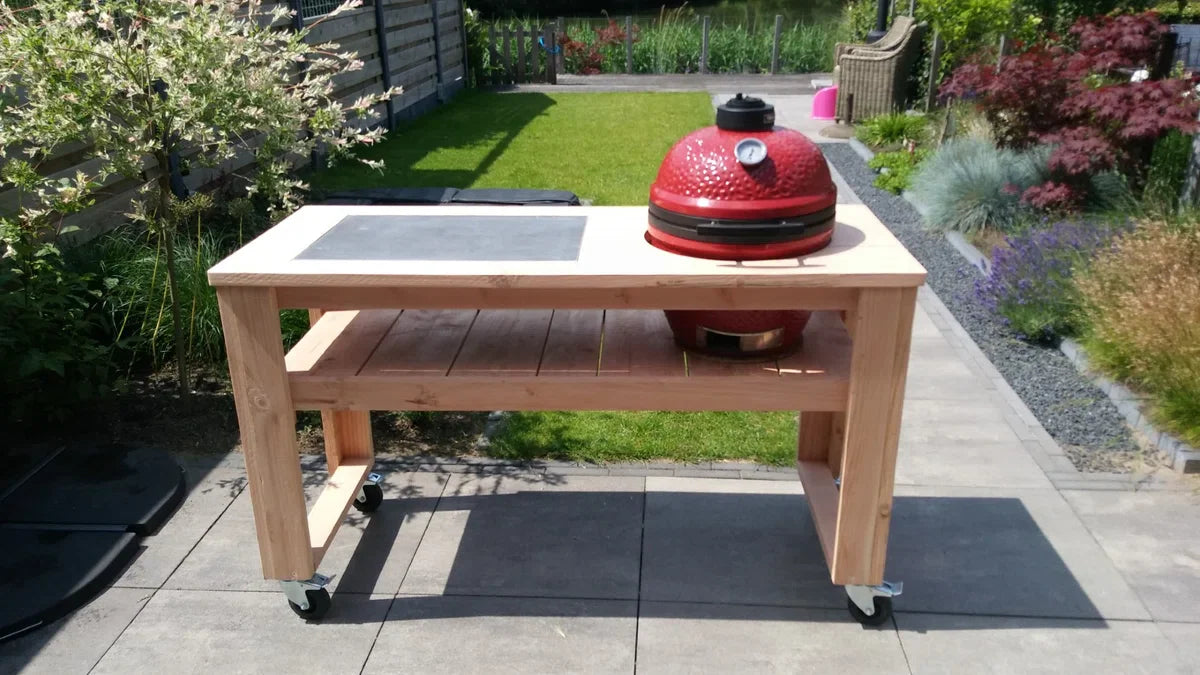 Barbecuetafel, Buitenkeuken, BBQ tafel, Kamadotafel van douglashout, van MMHoutwerk