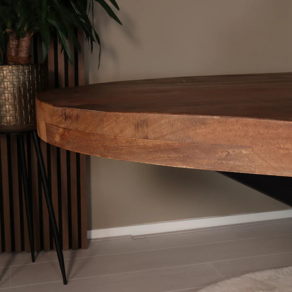 Eettafel ovaal mangohout 180cm James bruin - ovale industriële tafel duurzaam mango eetkamertafel