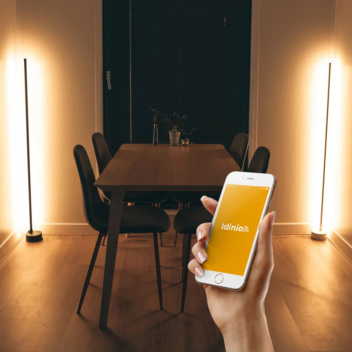 Smart Vloerlamp Zwart - Full Colour - Dimbaar & Bedienbaar met App - 138cm