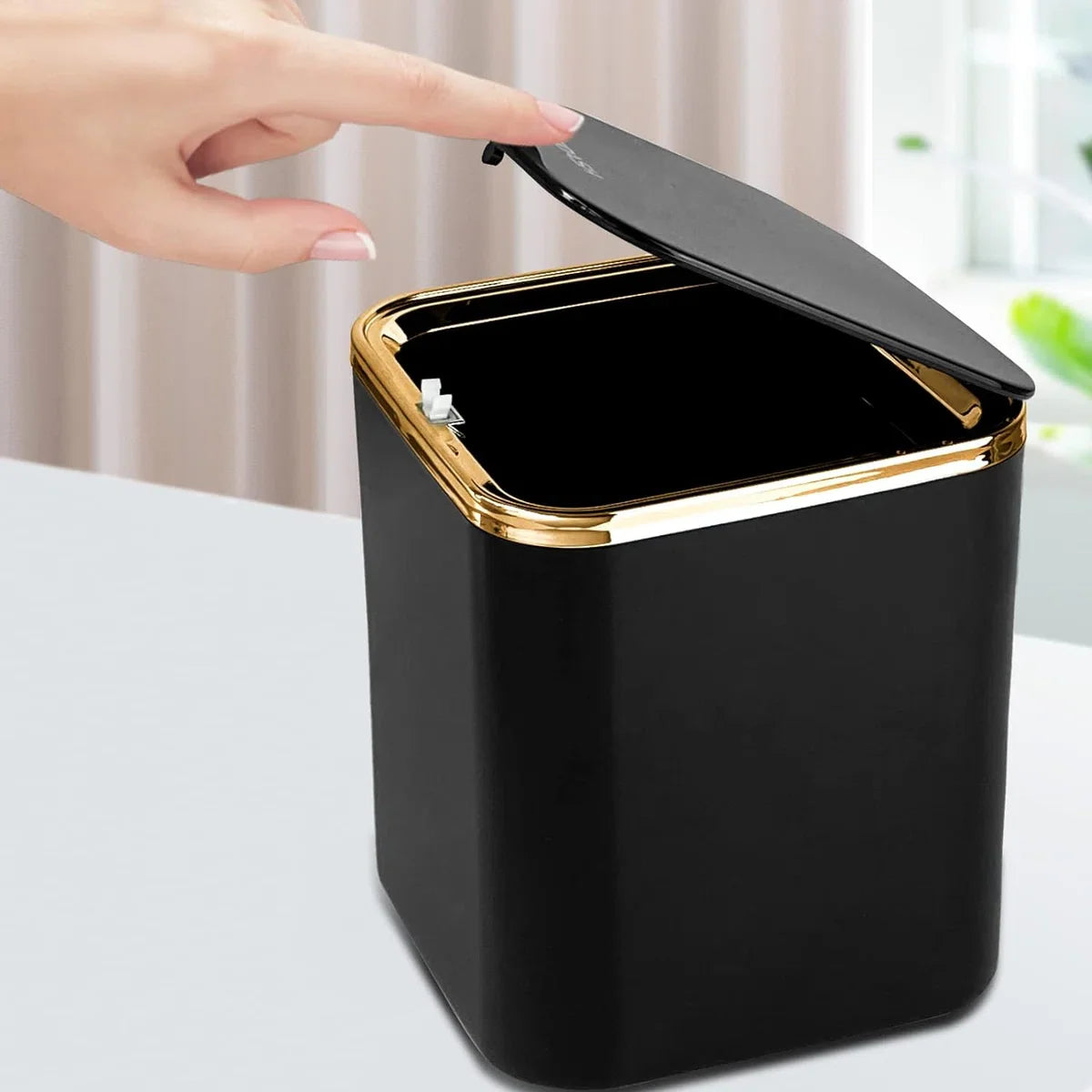 Prullenbakje - Prullenbakje Mini - 2 liter - Afvalemmer met deksel voor Bureau - Eettafel - Wastafel - Make-uptafel - Aanrecht (zwart)