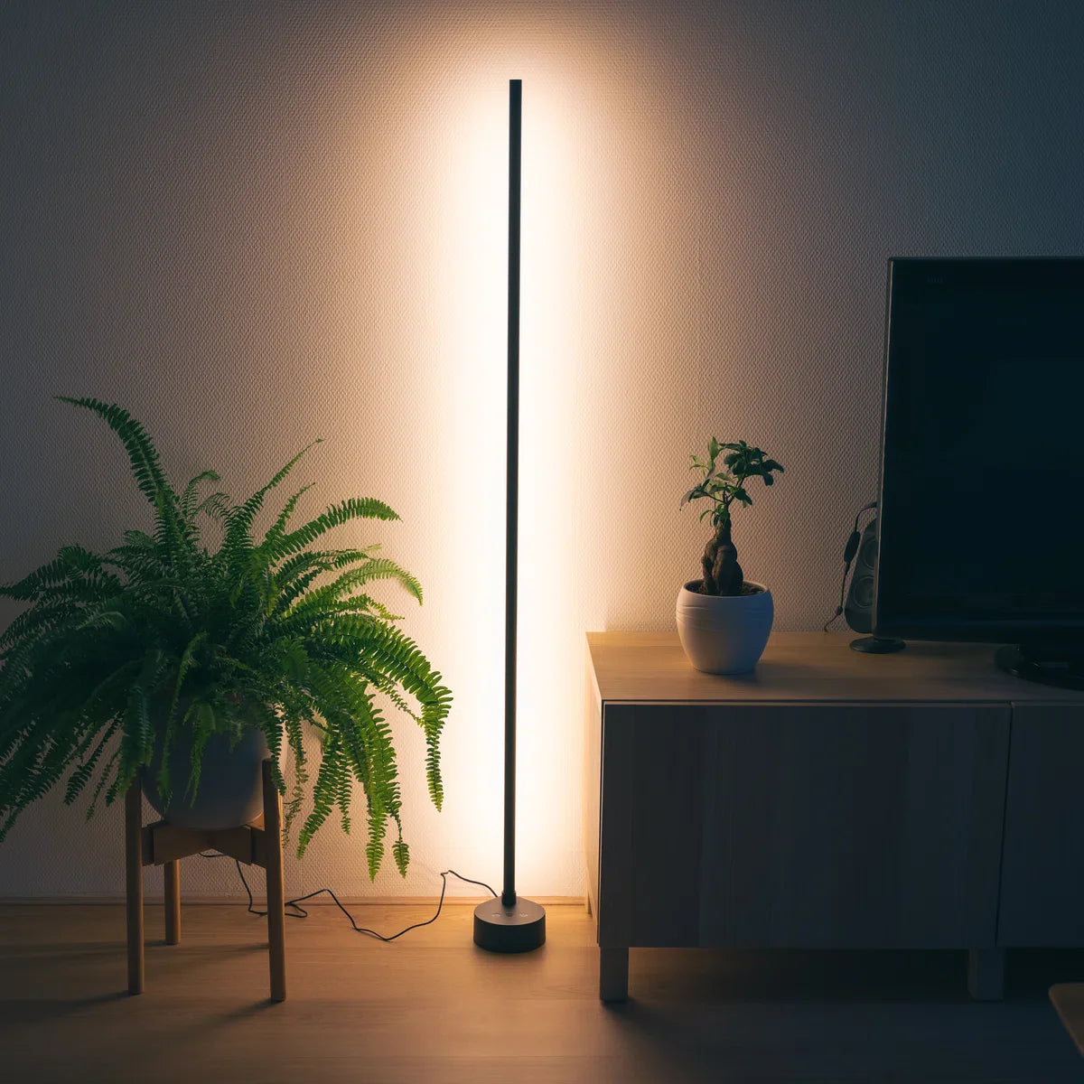 Smart Vloerlamp Zwart - Full Colour - Dimbaar & Bedienbaar met App - 138cm