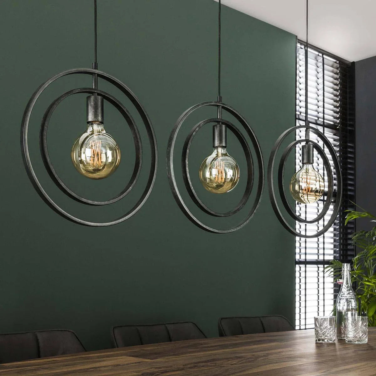 Hanglamp Turn around | 130 cm | 3 lichts | charcoal | eettafellamp | eetkamer / woonkamer | landelijk / modern / design