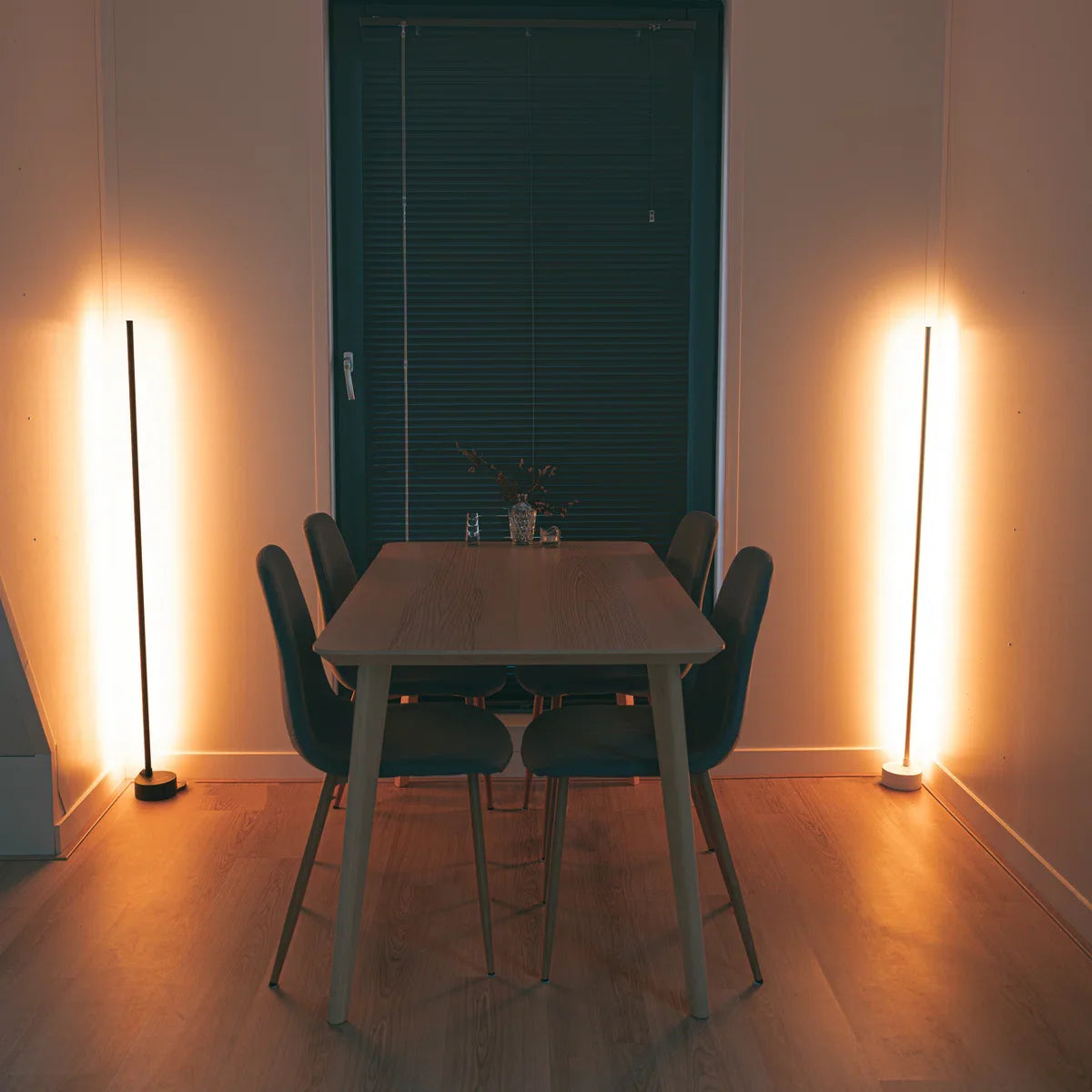 Smart Vloerlamp Zwart - Full Colour - Dimbaar & Bedienbaar met App - 138cm